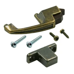 #013-008 – English Positive Thumb Catch 3/4″ Strike, 1 Set