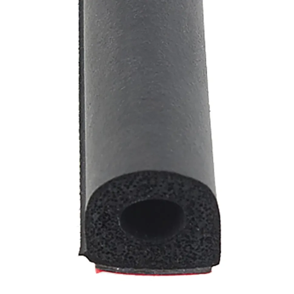 #018-663 – Non-Ribbed D-Seal, 3/4″ x 3/4″ x 50′